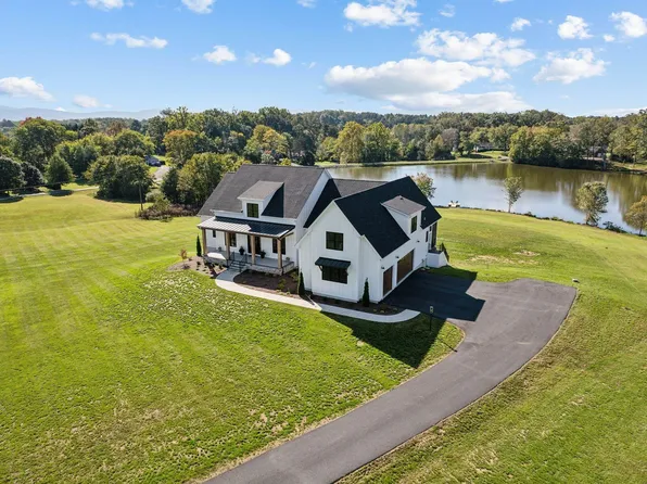 3225 Burnley Station Rd, Barboursville, VA 22923