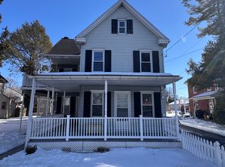 227 W High St, Manheim, PA 17545