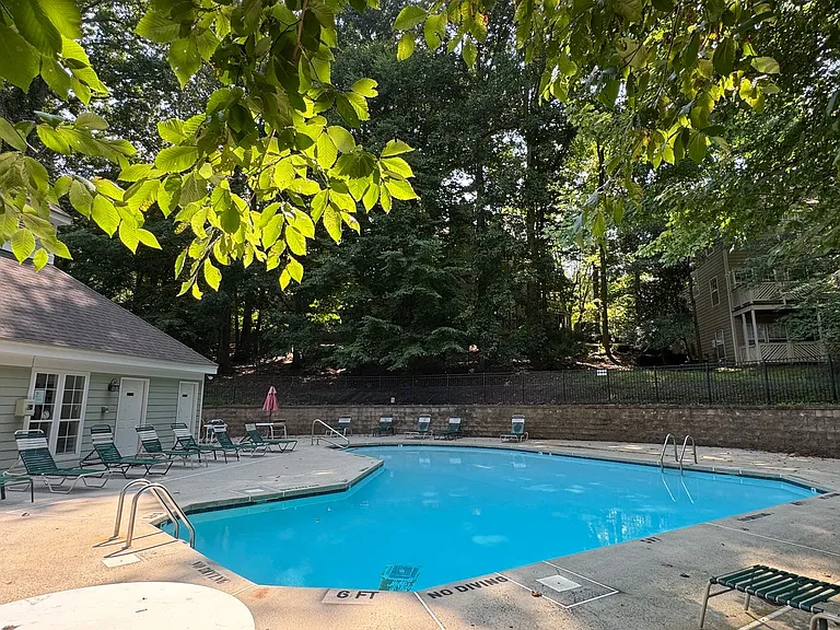 6523 Clavell Ln #L — Photo 25