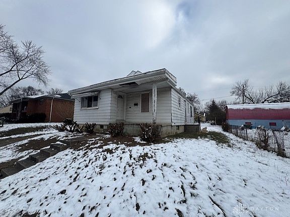 3rd image of 2612 N Gettysburg Ave