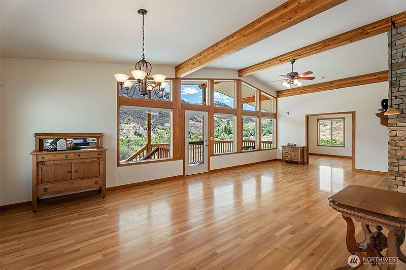4th image of 7400 Colockum Road