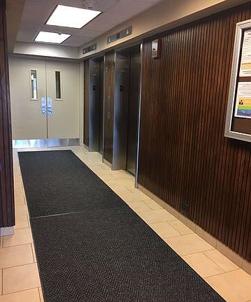 2nd image of 3001 S Michigan Ave Unit 1004