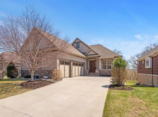 10741 Lyndale Bluffs Trl, Bloomington, MN 55420
