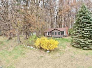 8369 E Willard Rd, Crystal, MI 48818