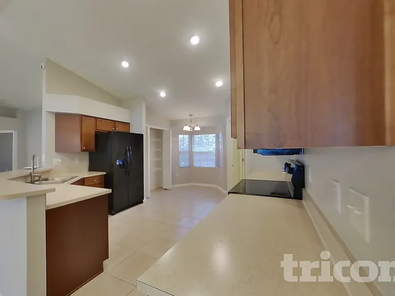 4739 Acorn Dr — Photo 6