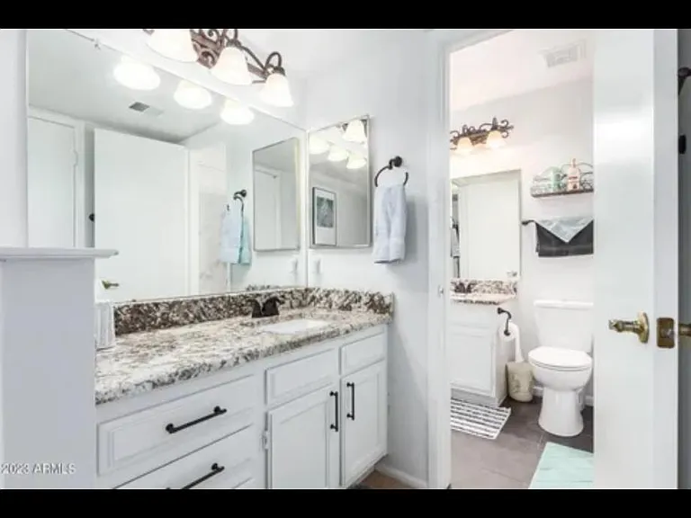 1582 W Curry Dr — Photo 9