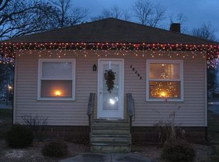 12408 N Kings Dr, Syracuse, IN 46567