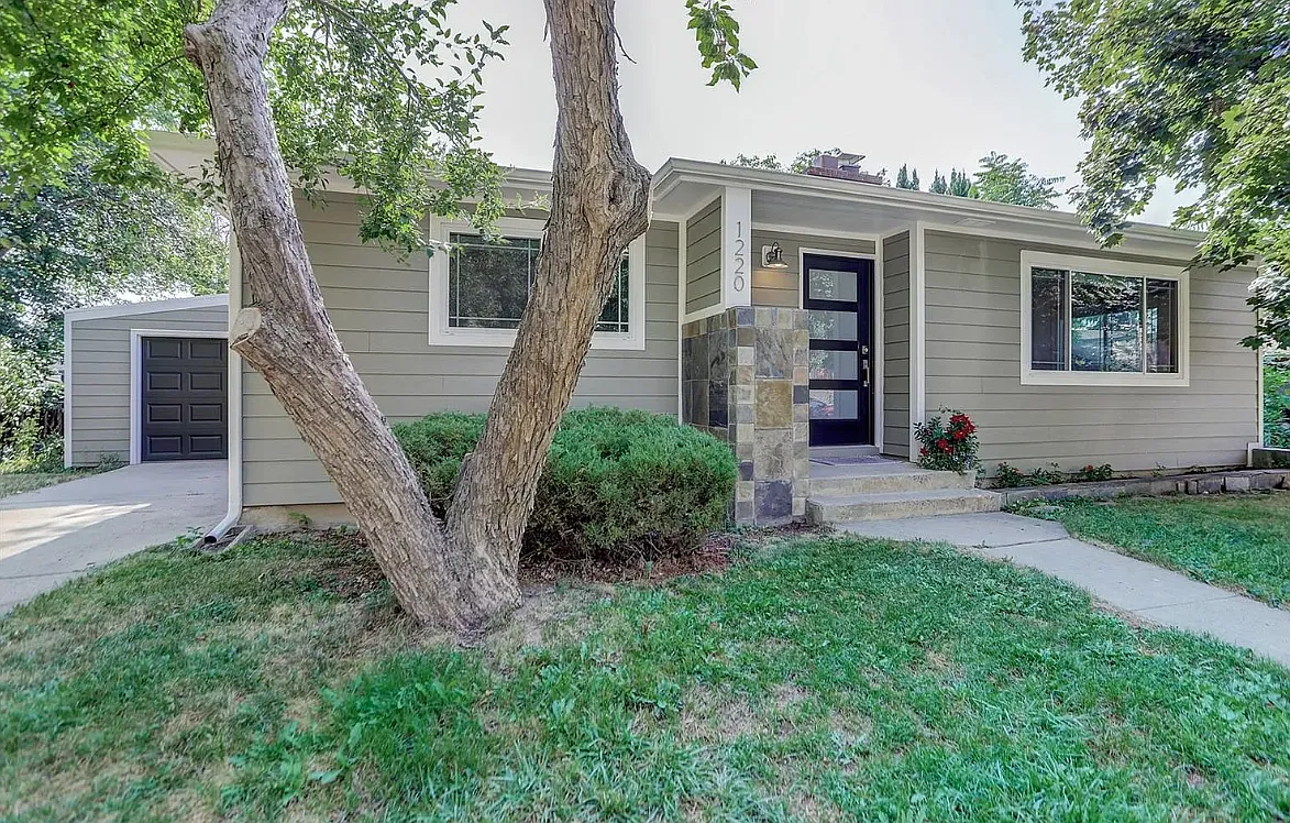 2 bed, 1050 sqft, $2,500 — Photo 1