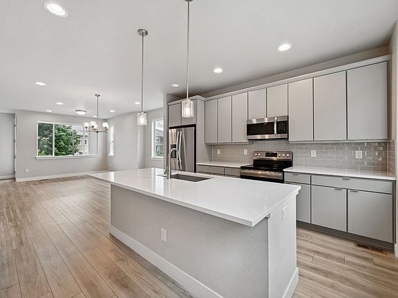 4th image of 6719 S Tempe Ct