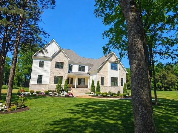 3390 Mealer Rd, Chapel Hill, TN 37034