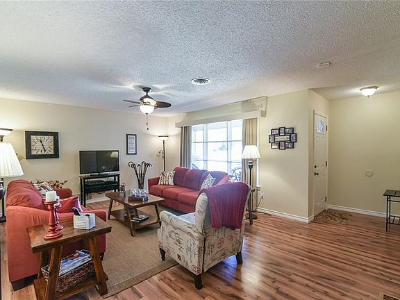 5th image of 3569 Westfield Ave