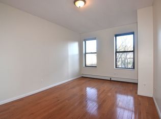704 Grand St #3G, Brooklyn, NY 11211