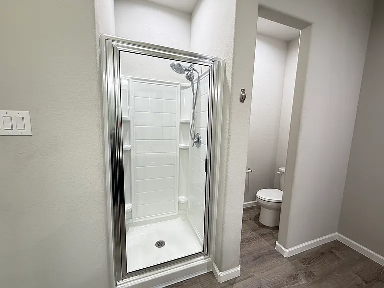 6118 Yesenia St — Photo 15