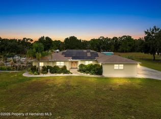 8423 E Zephyr Wing Ct, Floral City, FL 34436