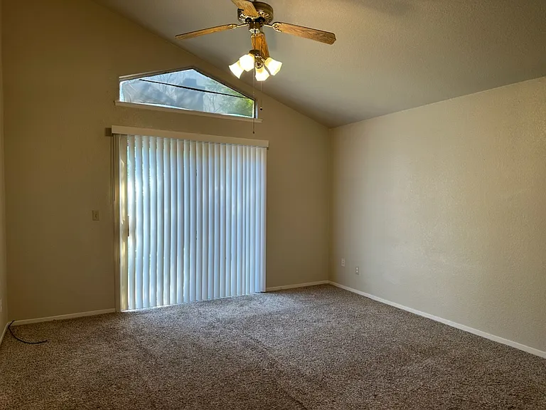 8320 Dalkeith Way — Photo 11