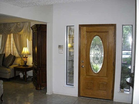 3rd image of 309 Charleston Dr