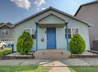 215 E Walnut St, Selinsgrove, PA 17870