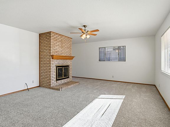 3rd image of 9007 Princess Jeanne Ave NE