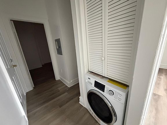 3rd image of 71 Lexington Ave #1E