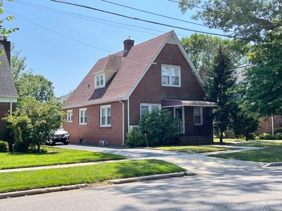 1306 6th Avenue, New Hyde Park, NY, 11040