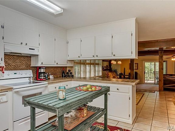 5th image of 15752 Beacon Point Dr