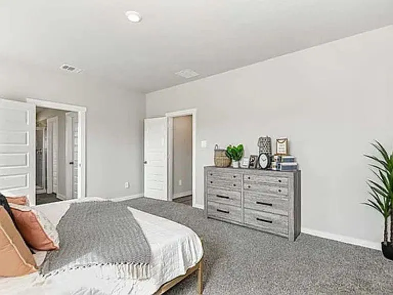 107 Bunker Hill Ct — Photo 12