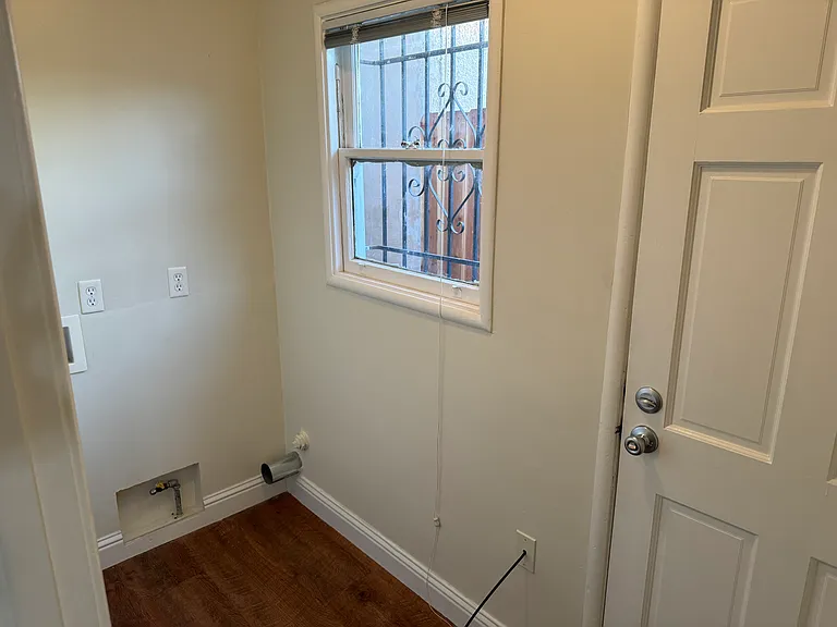 Star Ave — Photo 14