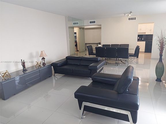 3rd image of 2801 NE 183rd St APT 1217W