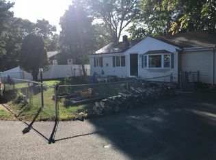 43 Handy Rd, Pocasset, MA 02559