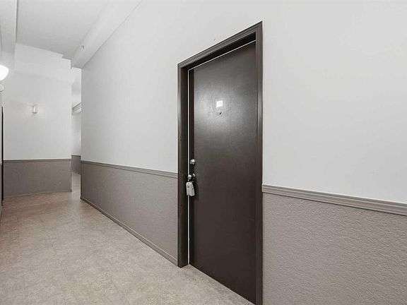 4th image of 1111 N 6th Ave SW #212
