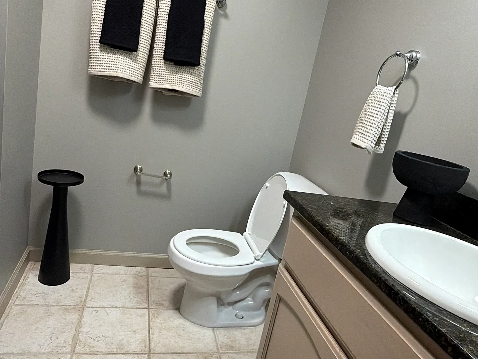 2 bed, 972 sqft, $2,650 — Photo 4