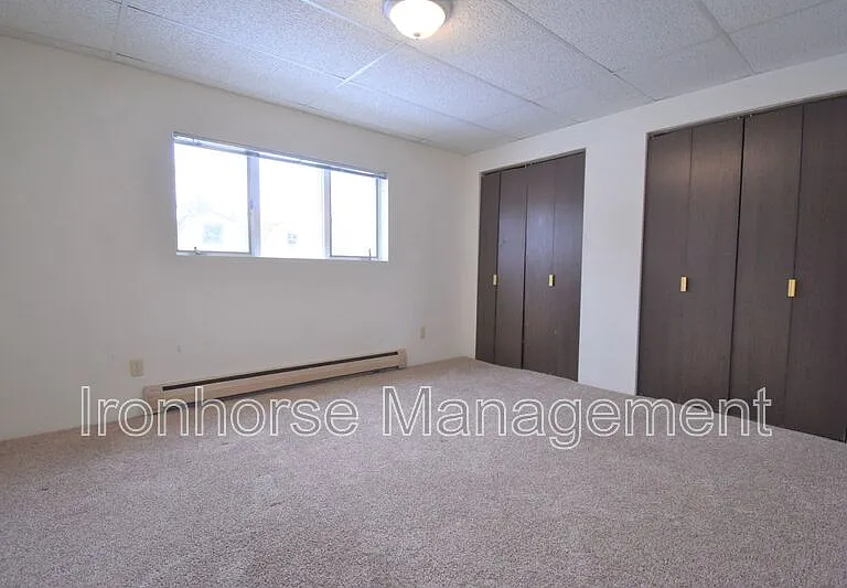 801 W Villard St #30 — Photo 20