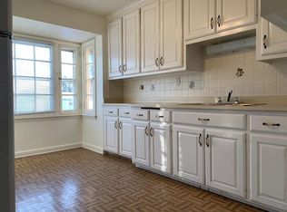 8517 W Center St #4, Milwaukee, WI 53222