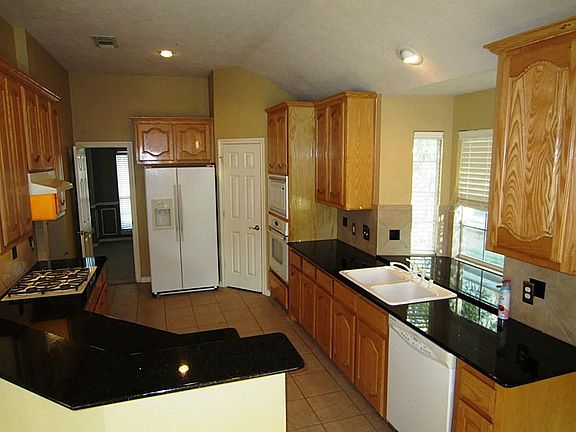 5th image of 9919 Heron Meadows Dr