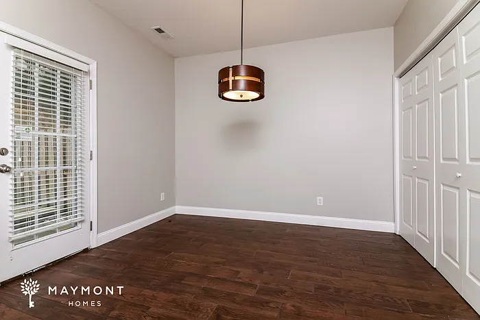 2808 Gross Ave — Photo 8