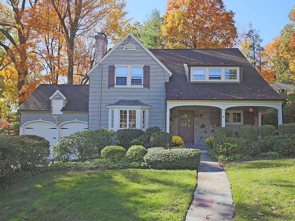 1st image of 6 Crestwood Dr