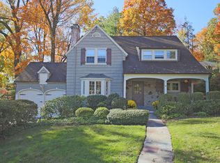 6 Crestwood Dr, Maplewood, NJ 07040