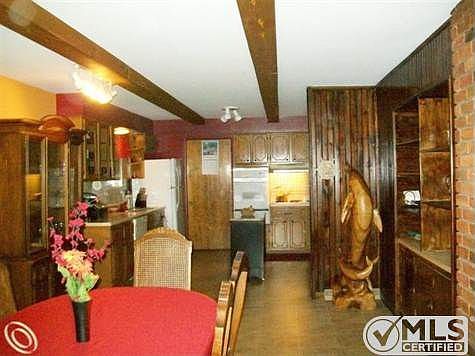 Dinettekitchen view.jpg