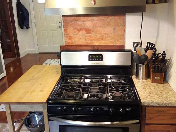 5th image of 956 S James Ct