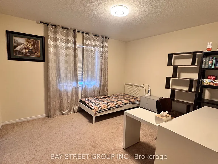 8859 Dogwood Cres #2 — Photo 3