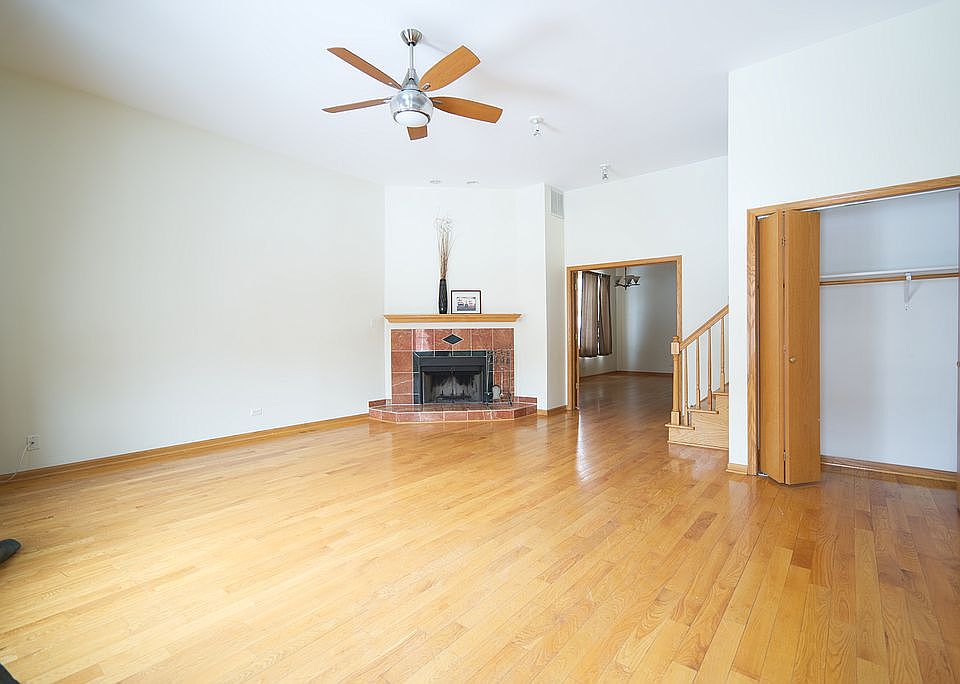 1st image of 2822 S Thomas Barclay Dr