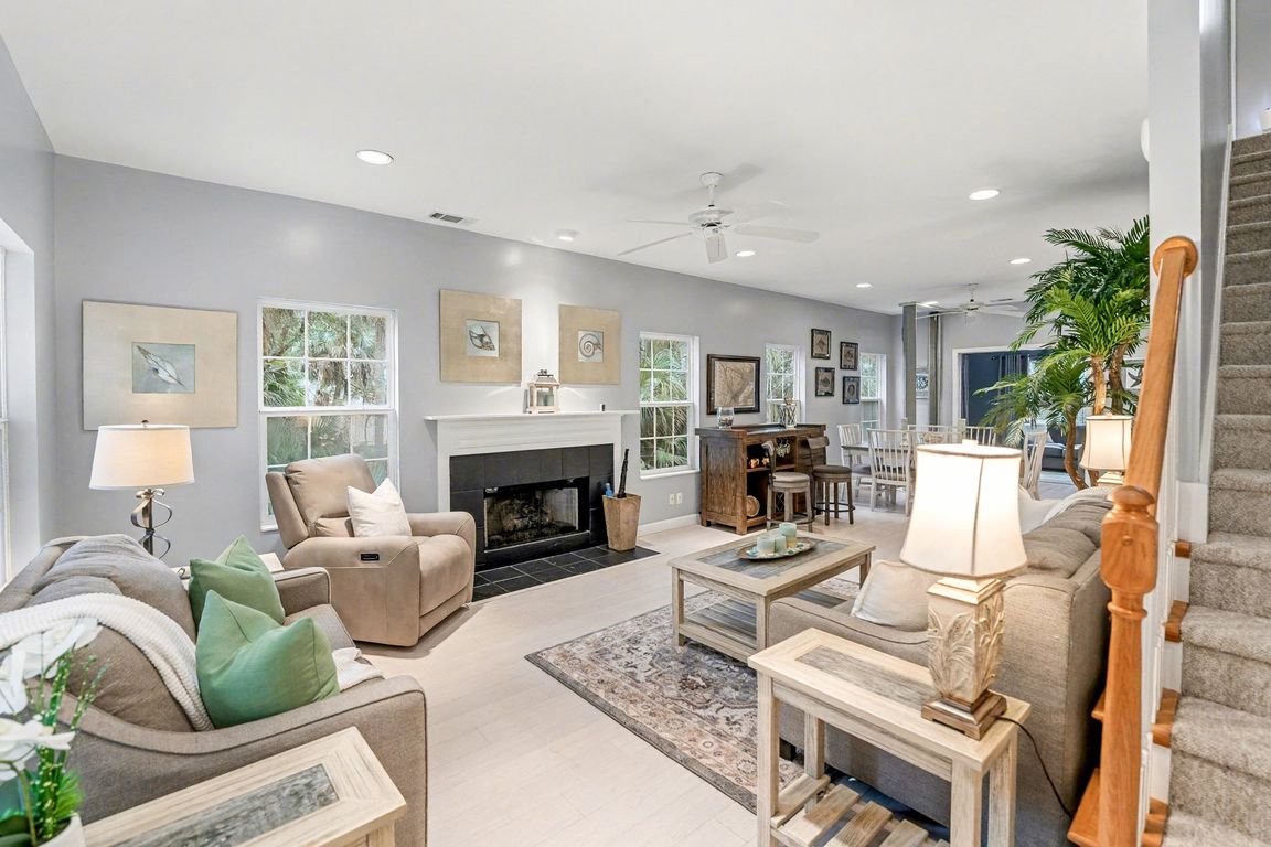 next background image