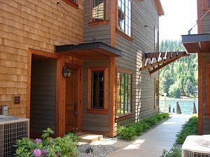 2nd image of 2056 Bellerive Ln #103