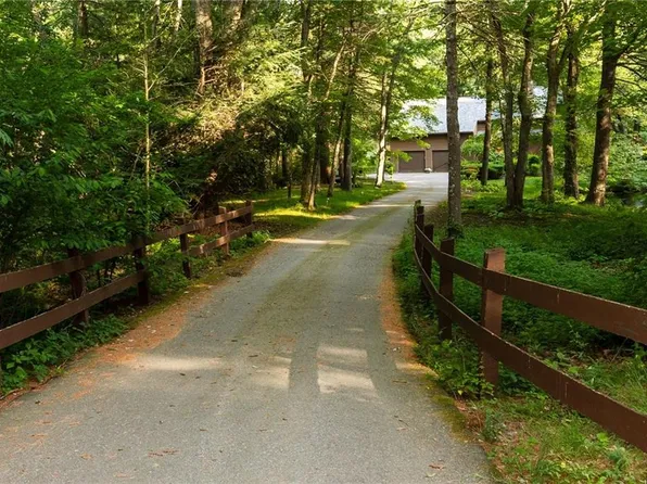 11 Running Stream Rd, Rehoboth, MA 02769