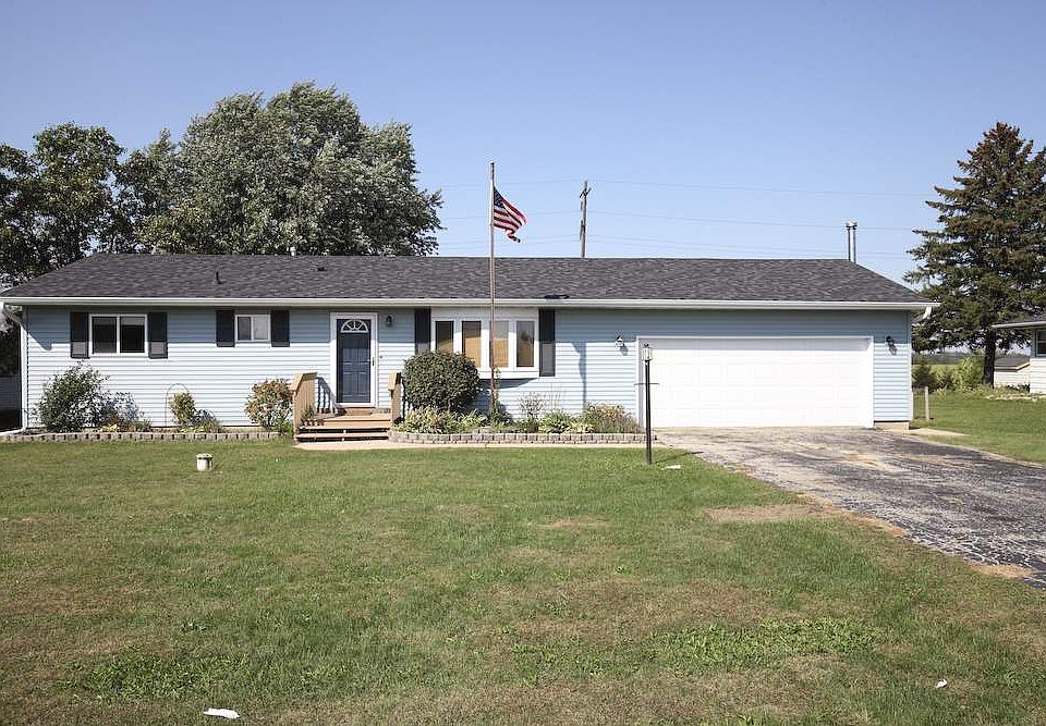 1st image of 3817 Christopher Dr