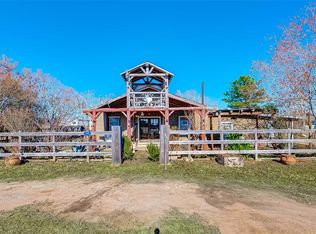 114 Main St, Industry, TX 78944