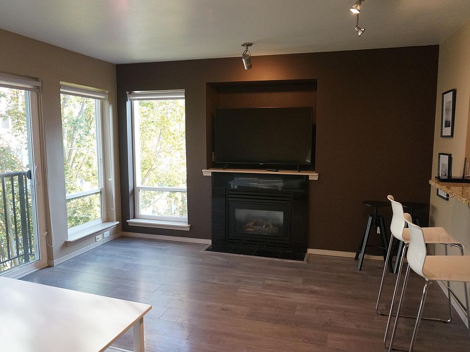1st image of 323 Queen Anne Ave N APT 406