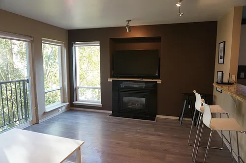 323 Queen Anne Ave N #406 Photo 1