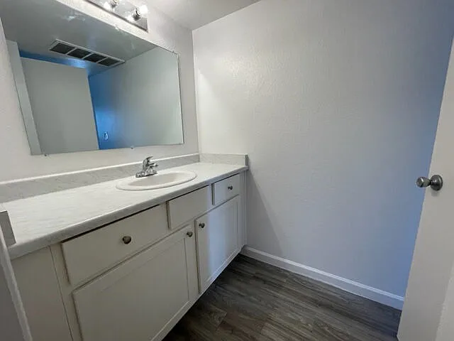 1029 S Wilson St — Photo 25