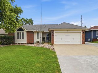 3624 SW 41st St, Topeka, KS 66610